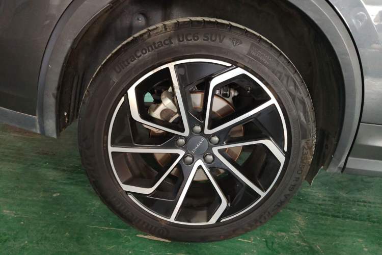 Used Lynk & Co 01 EM-P 2023 1.5TD EM-P PM Right Rear Wheel Hub