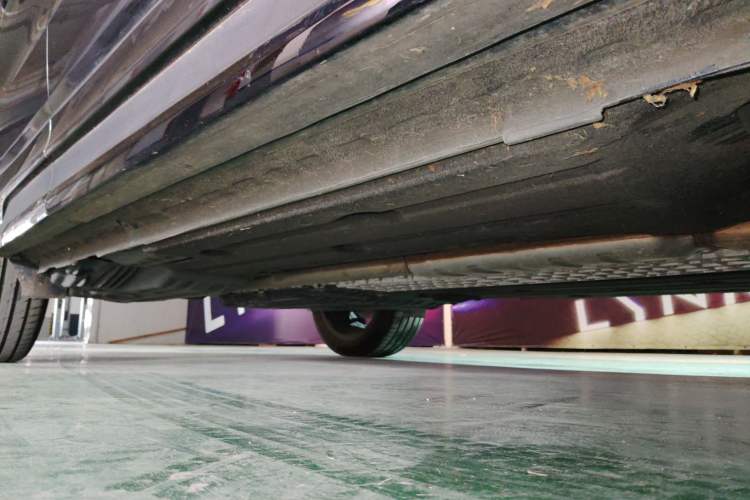Used Lynk & Co 01 EM-P 2023 1.5TD EM-P PM Right Side Sill