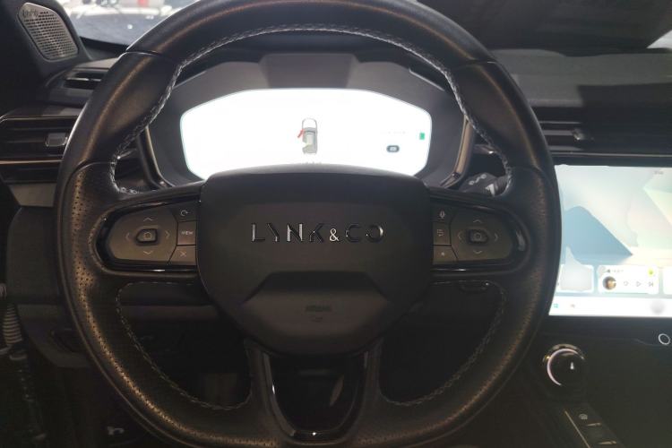Used Lynk & Co 01 EM-P 2023 1.5TD EM-P PM Steering Wheel
