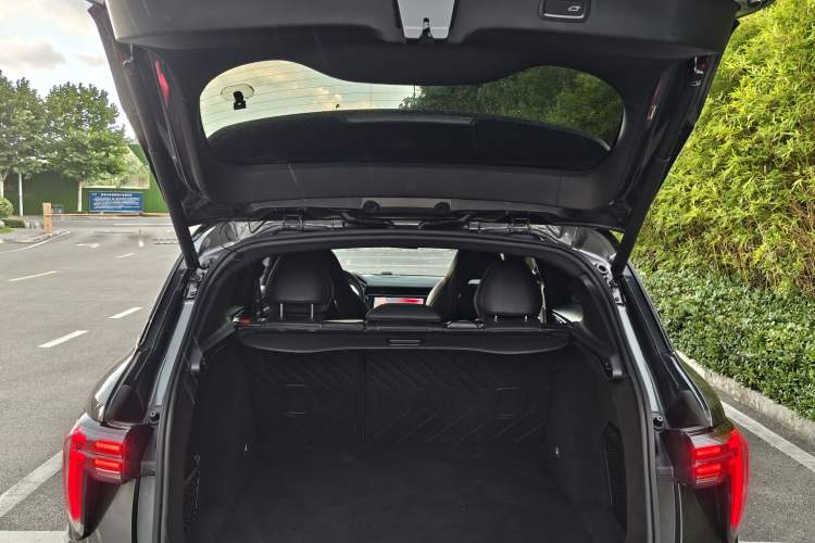 Used Lynk & Co 01 EM-P 2023 1.5TD EM-P PM Trunk