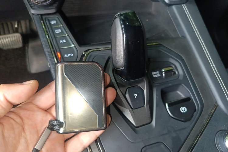 Used Lynk & Co 01 EM-P 2023 1.5TD EM-P PM Vehicle Key