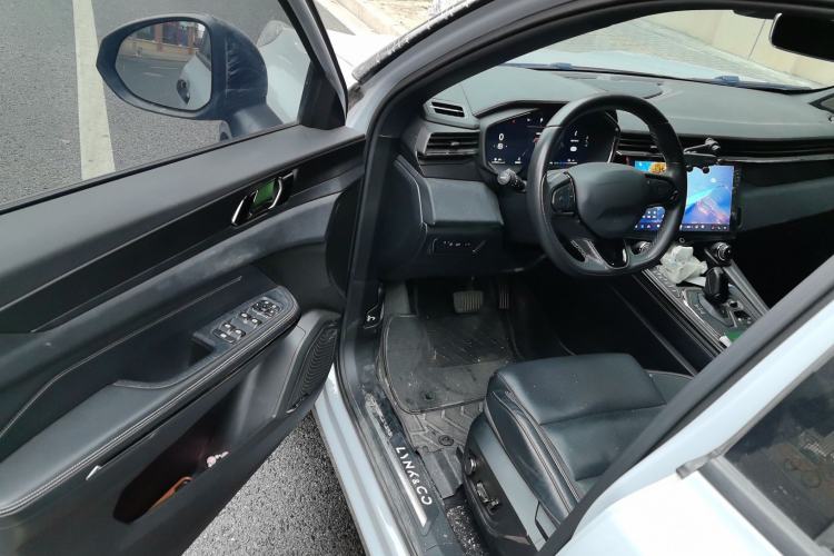 Used Lynk & Co 01 EM-P 2023 1.5TD EM-P PM Driver Seat
