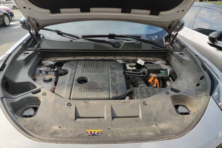Used Lynk & Co 01 EM-P 2023 1.5TD EM-P Dawn Edition Engine Bay