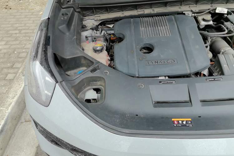 Used Lynk & Co 01 EM-P 2023 1.5TD EM-P PM Engine Bay Right