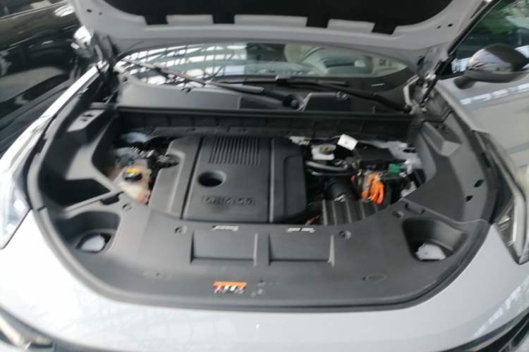 Used Lynk & Co 01 EM-P 2023 1.5TD EM-P Dawn Edition Engine Bay