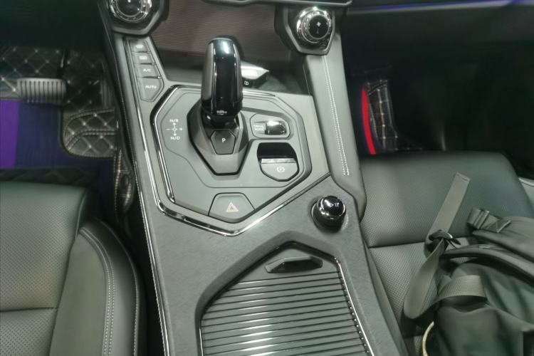 Used Lynk & Co 01 EM-P 2023 1.5TD EM-P PM Interior 2
