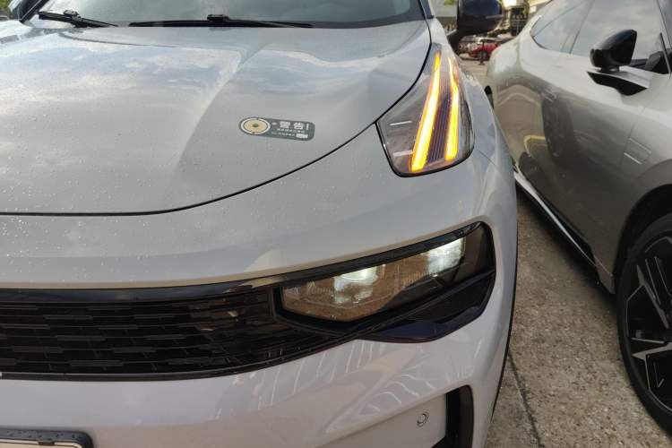 Used Lynk & Co 01 EM-P 2023 1.5TD EM-P Dawn Edition Left Front Headlight