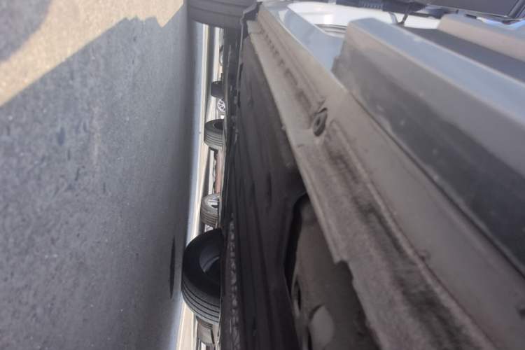 Used Lynk & Co 01 EM-P 2023 1.5TD EM-P PM Left Side Sill