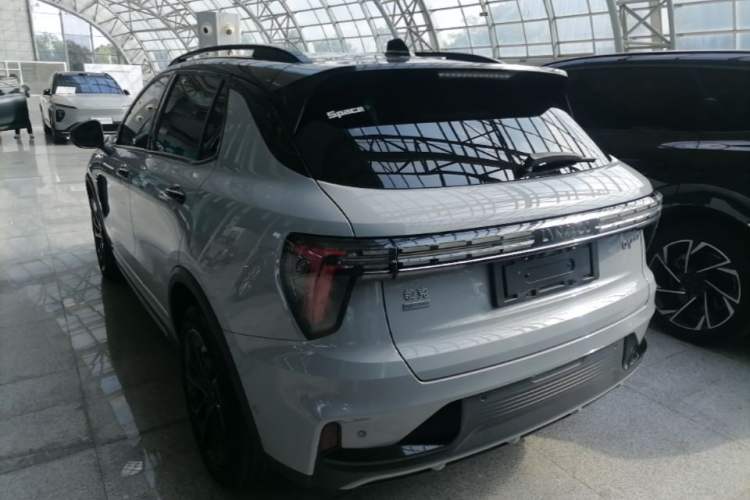 Used Lynk & Co 01 EM-P 2023 1.5TD EM-P Dawn Edition Rear Left 45 Deg