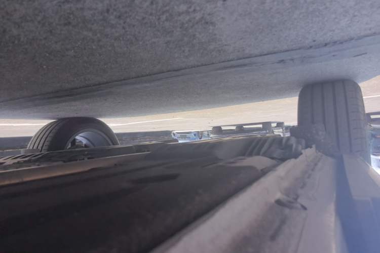 Used Lynk & Co 01 EM-P 2023 1.5TD EM-P PM Right Side Sill