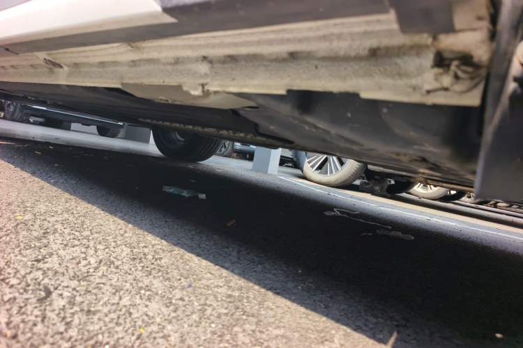 Used Lynk & Co 01 EM-P 2023 1.5TD EM-P Dawn Edition Chassis Rear Left