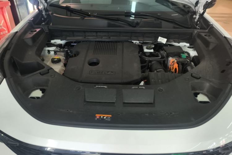 Used Lynk & Co 01 EM-P 2023 1.5TD EM-P Dawn Edition Engine Bay