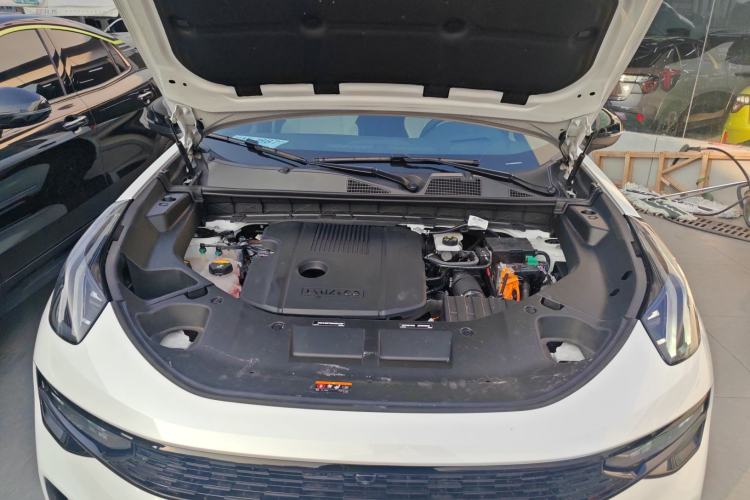 Used Lynk & Co 01 EM-P 2023 1.5TD EM-P Dawn Edition Engine Bay