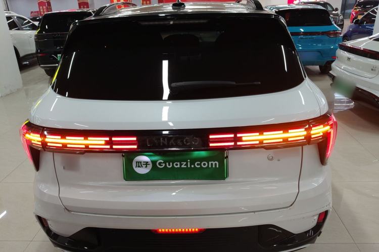 Used Lynk & Co 01 EM-P 2023 1.5TD EM-P PM Exterior 4