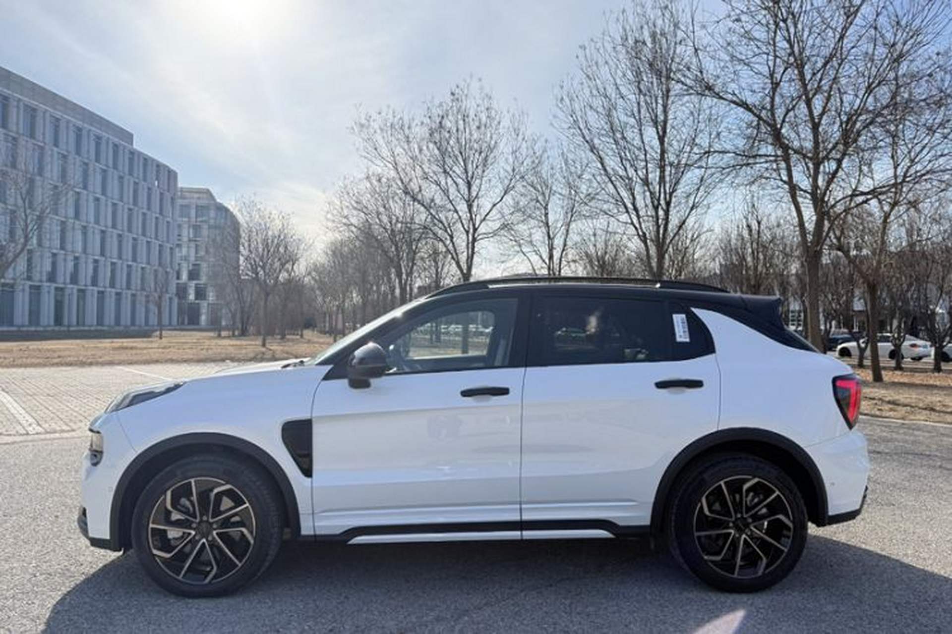 Used Lynk & Co 01 EM-P 2023 1.5TD EM-P Dawn Edition Exterior 5