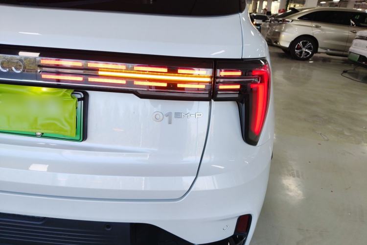 Used Lynk & Co 01 EM-P 2023 1.5TD EM-P Dawn Edition Exterior 6
