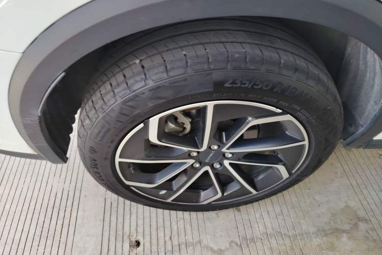 Used Lynk & Co 01 EM-P 2023 1.5TD EM-P AM Exterior 8