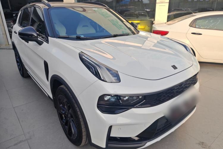 Used Lynk & Co 01 EM-P 2023 1.5TD EM-P Dawn Edition Front Right 45 Deg