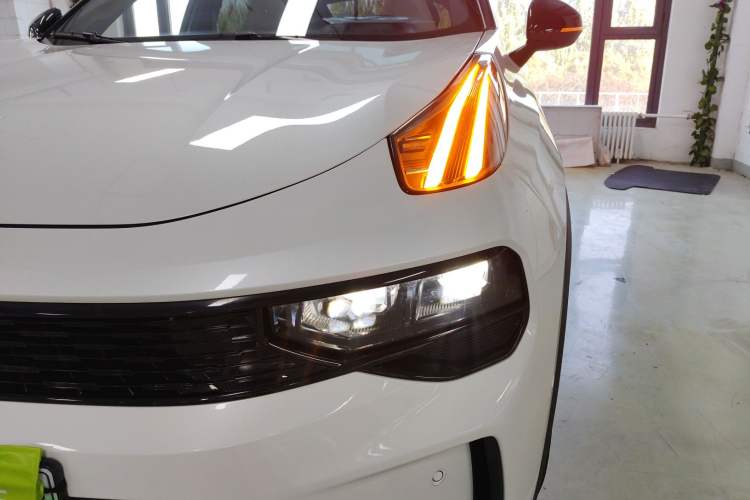 Used Lynk & Co 01 EM-P 2023 1.5TD EM-P Dawn Edition Left Front Headlight