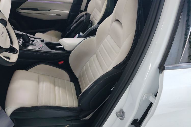 Used Lynk & Co 01 EM-P 2023 1.5TD EM-P Dawn Edition Left Front Seat