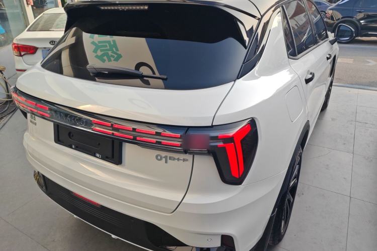 Used Lynk & Co 01 EM-P 2023 1.5TD EM-P Dawn Edition Rear Right 45 Deg
