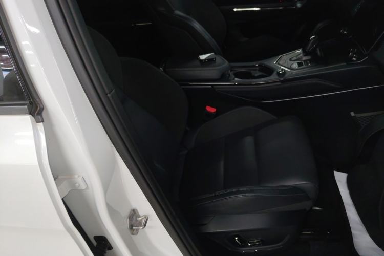 Used Lynk & Co 01 EM-P 2023 1.5TD EM-P PM Right Front Seat