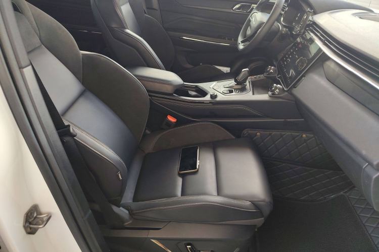 Used Lynk & Co 01 EM-P 2023 1.5TD EM-P AM Right Front Seat