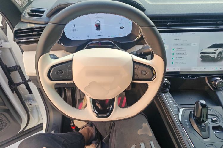 Used Lynk & Co 01 EM-P 2023 1.5TD EM-P Dawn Edition Steering Wheel