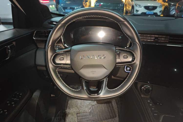 Used Lynk & Co 01 EM-P 2023 1.5TD EM-P AM Steering Wheel