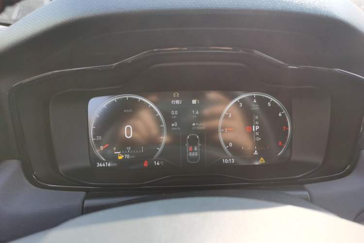 Used Lynk & Co 02 2020 1.5T DCT Two-Wheel Drive Pro Edition Instrument Cluster