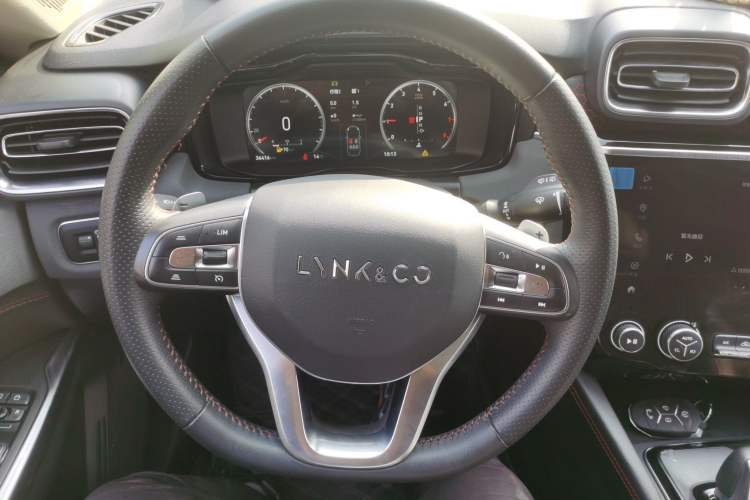 Used Lynk & Co 02 2020 1.5T DCT Two-Wheel Drive Pro Edition Steering Wheel