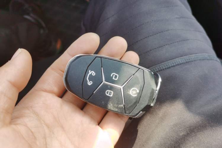 Used Lynk & Co 02 2020 1.5T DCT Two-Wheel Drive Pro Edition Vehicle Key