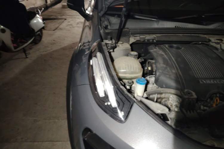 Used Lynk & Co 02 2018 1.5T DCT Two-Wheel Drive Zhaopu Version China V Standard Engine Bay Right