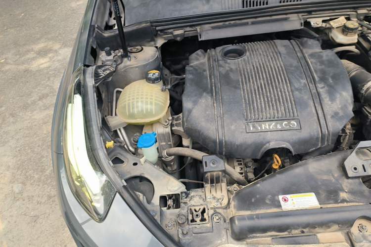 Used Lynk & Co 02 2018 1.5T DCT Two-Wheel Drive Zhaopu Version China V Standard Engine Bay Right