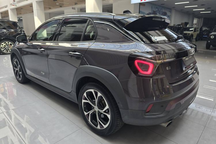 Used Lynk & Co 02 2018 1.5T DCT Two-Wheel Drive Zhaopu Version China V Standard Exterior 4