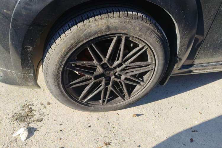 Used Lynk & Co 02 2018 1.5T DCT Two-Wheel Drive Pro Version China V Emission Standard Left Front Wheel Hub