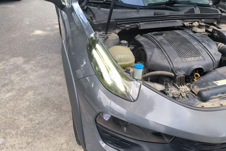 Used Lynk & Co 02 2018 1.5T DCT Two-Wheel Drive Zhaopu Version China V Standard Right Front Headlight