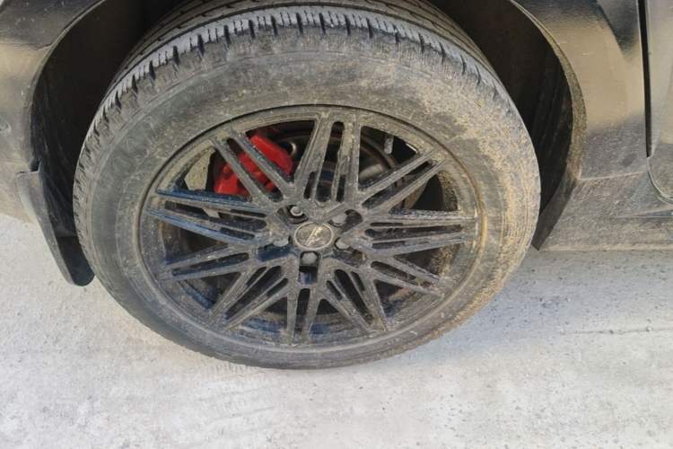 Used Lynk & Co 02 2018 1.5T DCT Two-Wheel Drive Pro Version China V Emission Standard Right Rear Wheel Hub