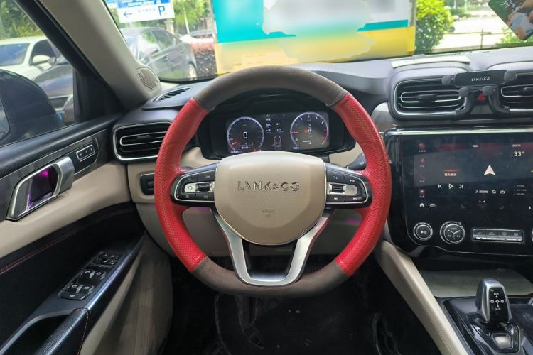 Used Lynk & Co 02 2018 1.5T DCT Two-Wheel Drive Zhaopu Version China V Standard Steering Wheel