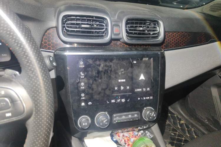 Used Lynk & Co 02 2018 1.5T DCT Two-Wheel Drive Pro Version China V Emission Standard Audio And AC Panel