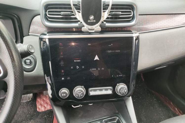 Used Lynk & Co 02 2018 1.5T DCT Two-Wheel Drive Pro Version China V Emission Standard Audio And AC Panel