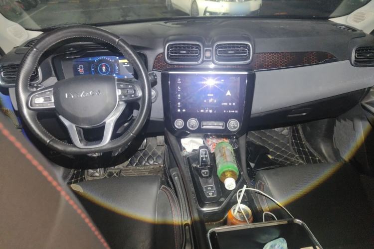 Used Lynk & Co 02 2018 1.5T DCT Two-Wheel Drive Pro Version China V Emission Standard Center Console
