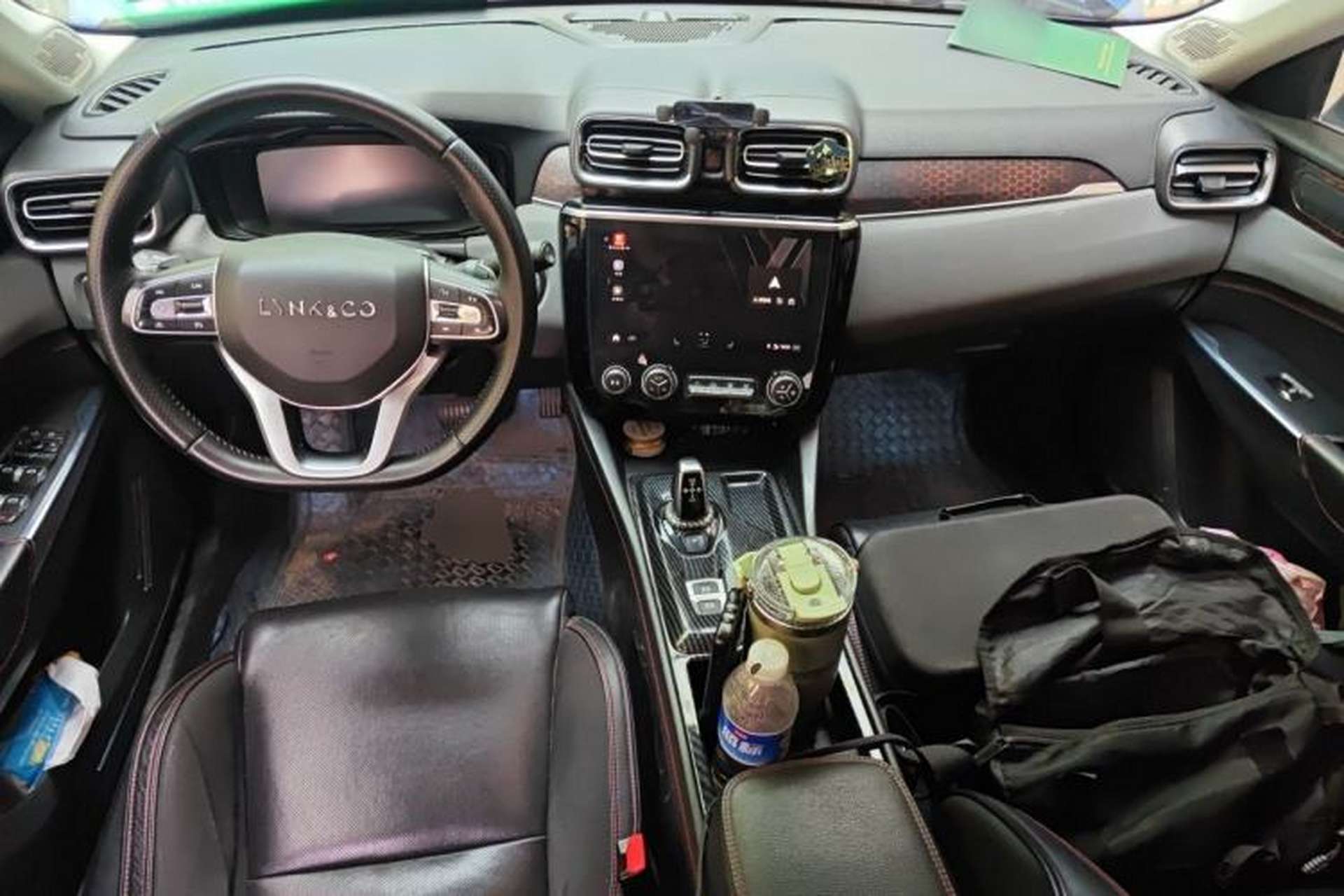 Used Lynk & Co 02 2018 1.5T DCT Two-Wheel Drive Pro Version China V Emission Standard Center Console