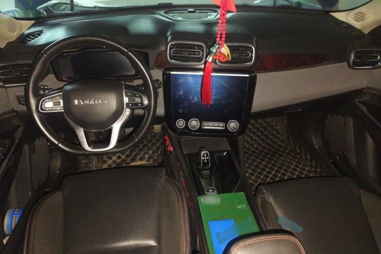 Used Lynk & Co 02 2018 1.5T DCT Two-Wheel Drive Pro Version China V Emission Standard Center Console