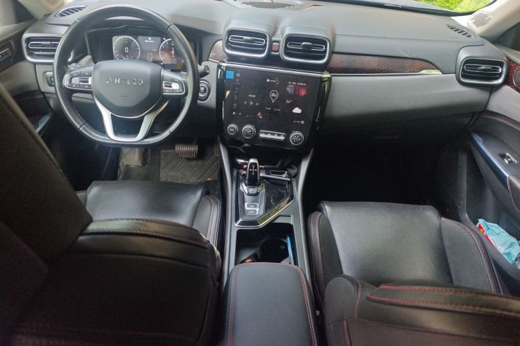 Used Lynk & Co 02 2018 1.5T DCT Two-Wheel Drive Pro Version China V Emission Standard Center Console