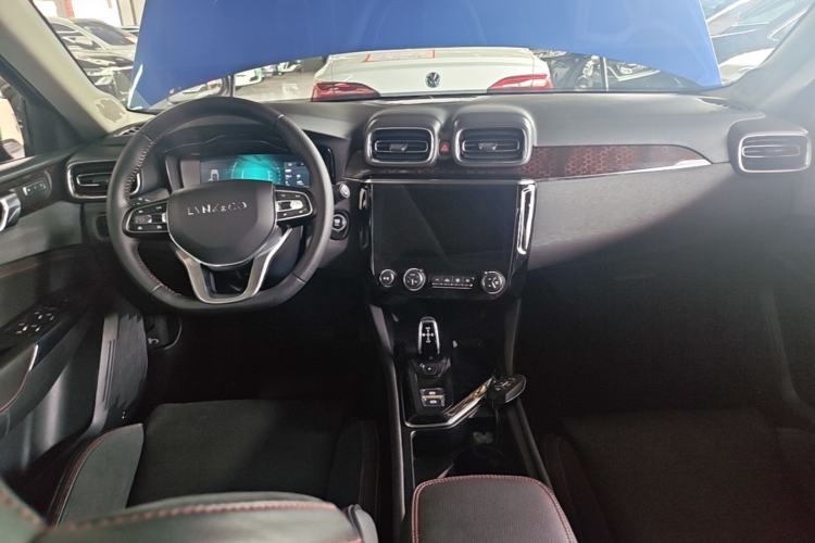 Used Lynk & Co 02 2018 1.5T DCT Two-Wheel Drive Pro Version China V Emission Standard Center Console