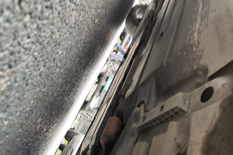 Used Lynk & Co 02 2018 1.5T DCT Two-Wheel Drive Pro Version China V Emission Standard Chassis Front Right