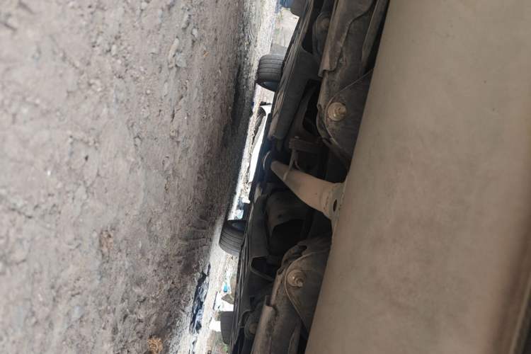 Used Lynk & Co 02 2018 1.5T DCT Two-Wheel Drive Pro Version China V Emission Standard Chassis Rear