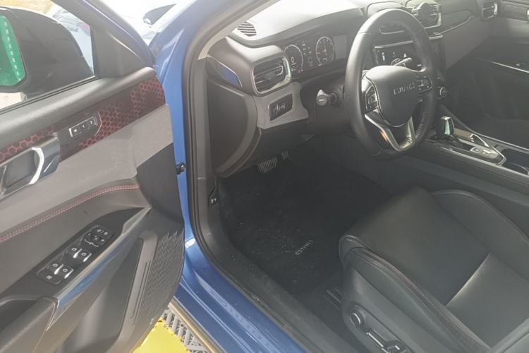 Used Lynk & Co 02 2018 1.5T DCT Two-Wheel Drive Pro Version China V Emission Standard Driver Seat
