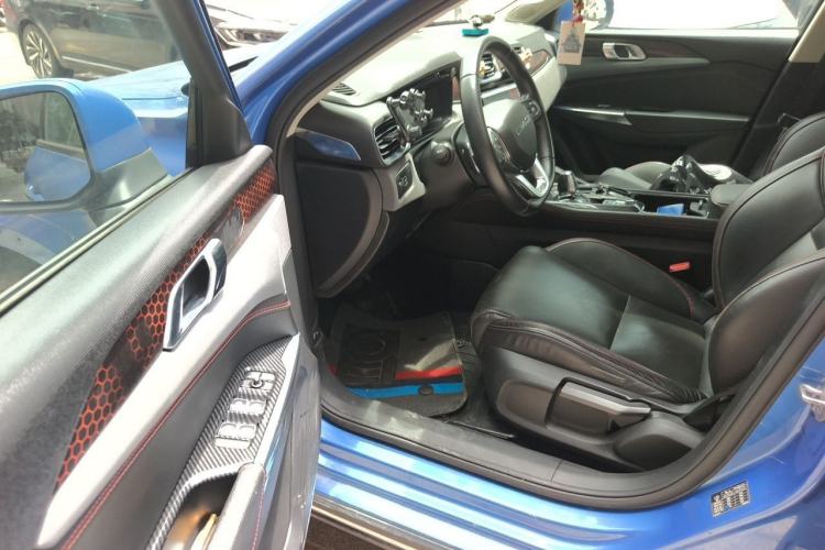 Used Lynk & Co 02 2018 1.5T DCT Two-Wheel Drive Zhaoban China V Standard Driver Seat